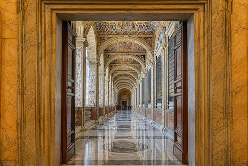 Palazzo Apostolico in Vaticano / EDW/Georg Schimmerl