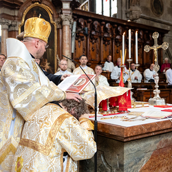 Priesterweihe Byzantinischer Ritus im Stephansdom / Erzdiözese Wien/ Schönlaub