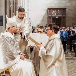 Diakonenweihe 2024 / Erzdiözese Wien/ Schönlaub