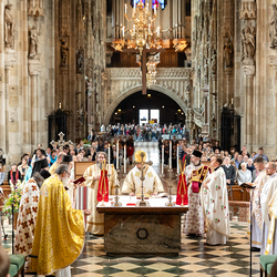 Priesterweihe Byzantinischer Ritus im Stephansdom / Erzdiözese Wien/ Schönlaub